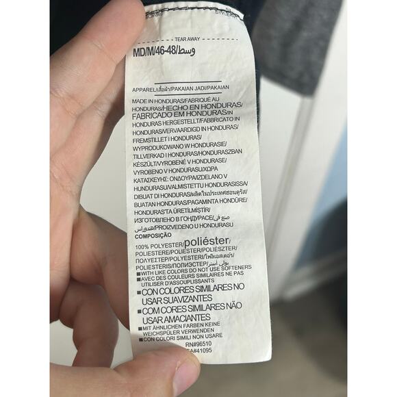 Under Armour Quarter Zip Pullover Medium Black Dry Fit Workout Gym Running - Picture 7 of 7